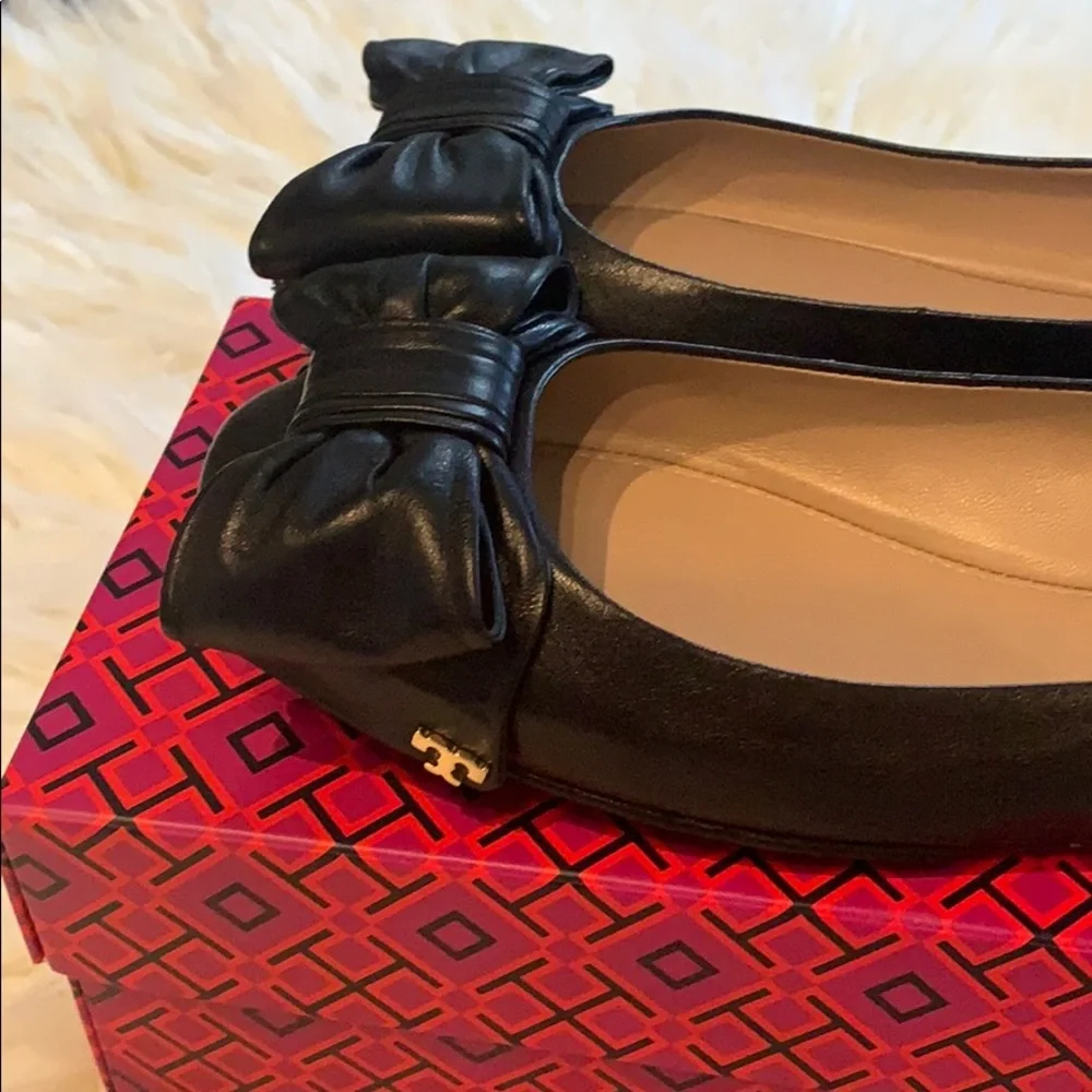 Tory Burch Black Leather Bow Ballet Flats